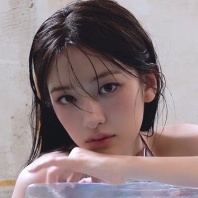 ayjloop's profile picture