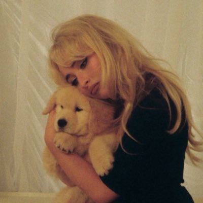 emily's profile picture