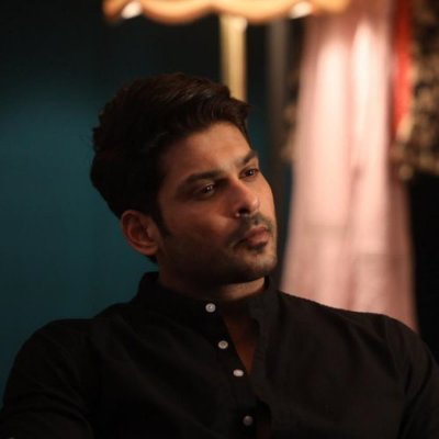 🚩{KUHU}~{ 🪷HINDU }'s profile picture