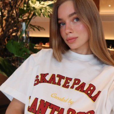 Monica_852's profile picture