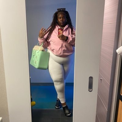 P R E T T I💲T ❤️'s profile picture
