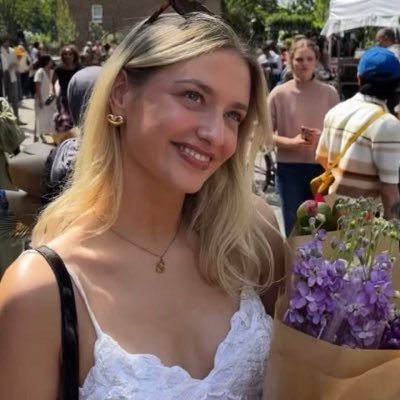 poetsneil's profile picture