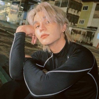 Vi 🪷⊰'s profile picture