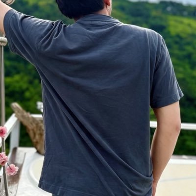 t232000's profile picture