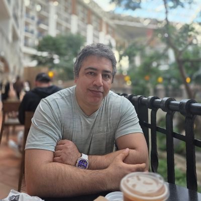 Reza Khosravi's profile picture