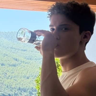 raqweat's profile picture