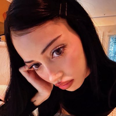 dustofscent's profile picture