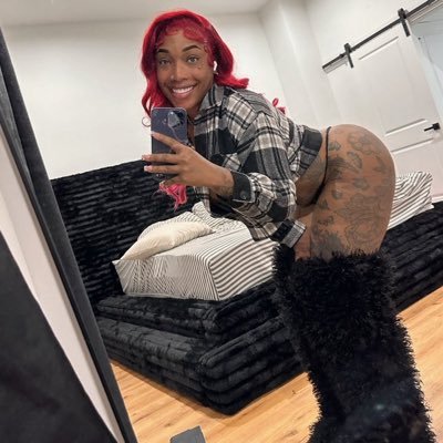 Queen_Coc00's profile picture