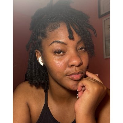lil bit ꨄ's profile picture