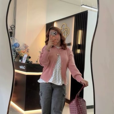 rachel's profile picture