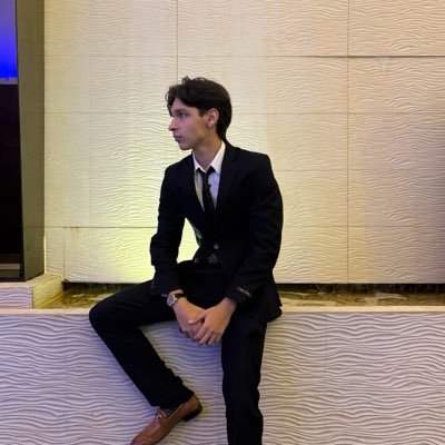 max's profile picture