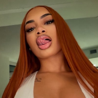 TATIANACHANELL's profile picture
