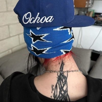 e_verybodydies's profile picture