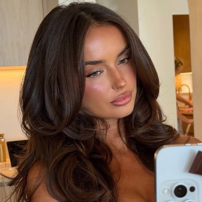 yas's profile picture