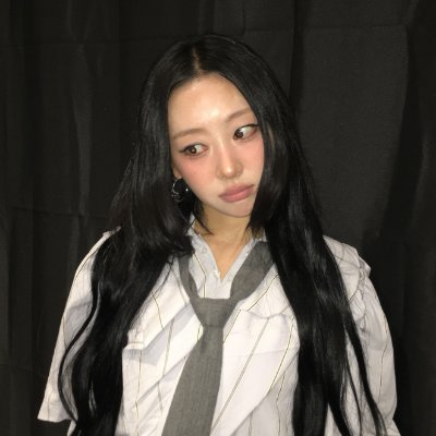 Yv2sday_'s profile picture