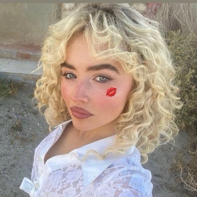 Marty 💋🪩's profile picture