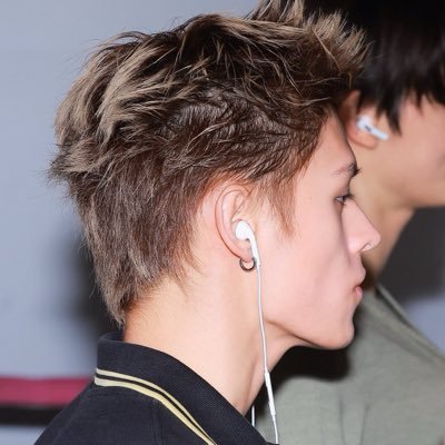 sam's profile picture