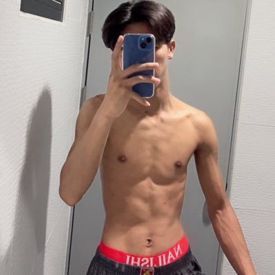 🥀's profile picture