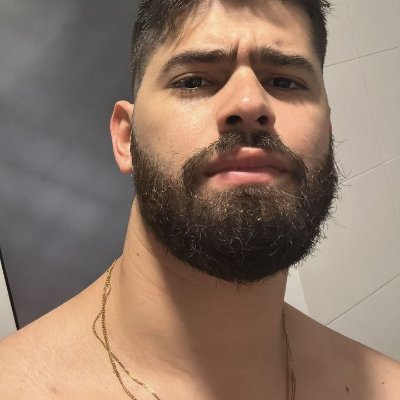 machoshn03's profile picture