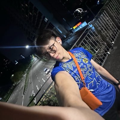 lezai_1908's profile picture