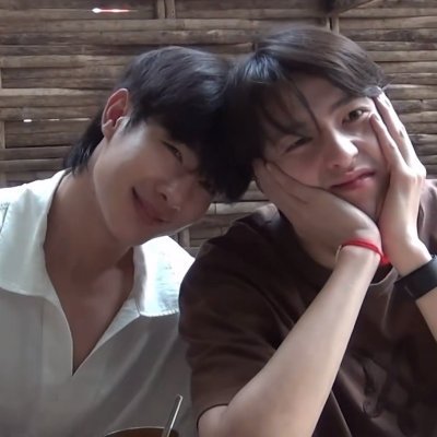 treasurejinhwa's profile picture