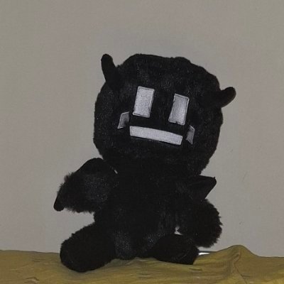 SxzeSola's profile picture