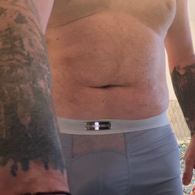 gaydaddyhung's profile picture
