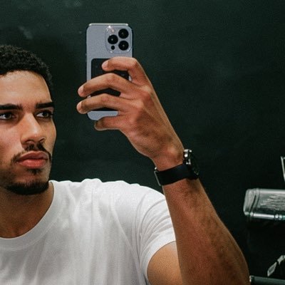 emanu's profile picture