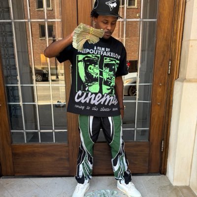 CtayloredLucas's profile picture