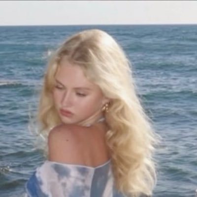 ju ⚡︎'s profile picture