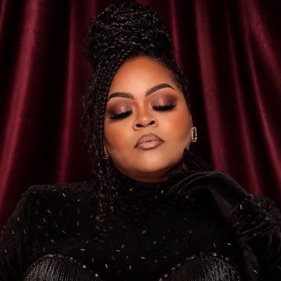 Queenie IMAN GLAMAZON ✨'s profile picture