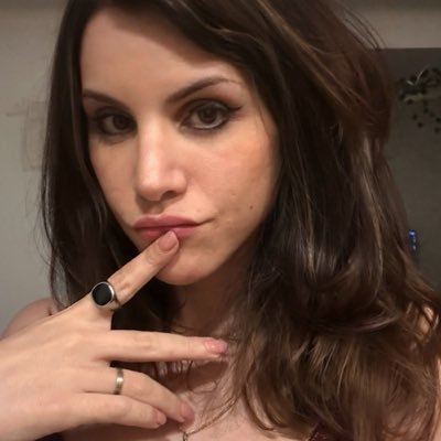 Tania🏳️⚧️'s profile picture