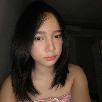 FLORYNNHOT's profile picture