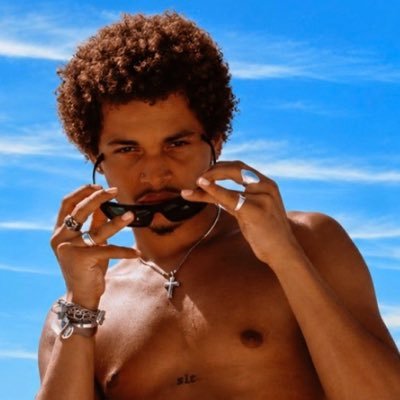 Prada˚'s profile picture