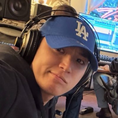 aprildrifts's profile picture