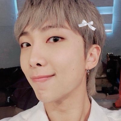 lilactans's profile picture