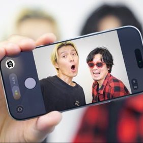 the telephones's profile picture