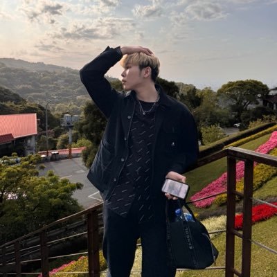 mofeiwanil_'s profile picture