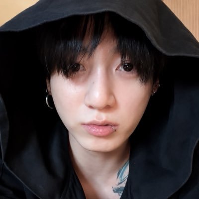 rose⁷⟭⟬'s profile picture