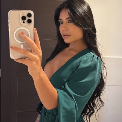 _monicabarrera's profile picture