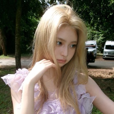lmhville's profile picture