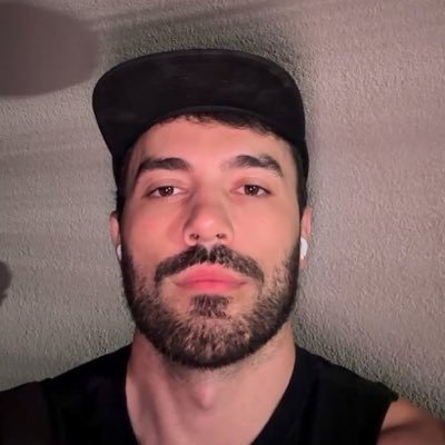 luis's profile picture