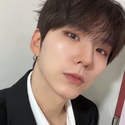 dαy ⋈ the phase's profile picture