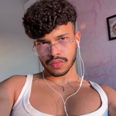 swanbydawn's profile picture