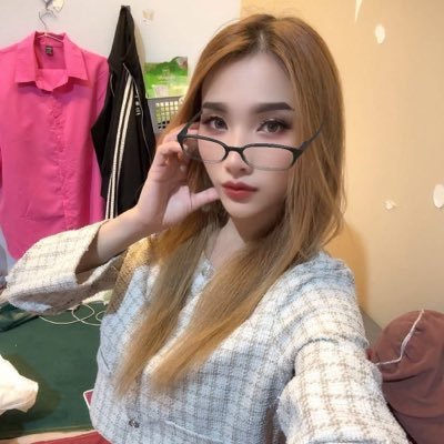 esnepii's profile picture