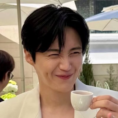 seonhourbaee's profile picture