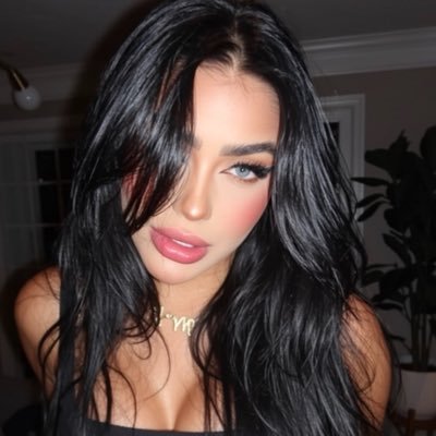 BadMirelIa's profile picture