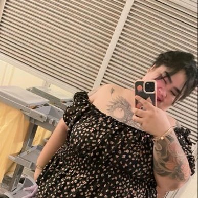 LesShallcragy's profile picture