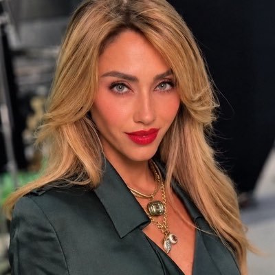 gabi jurídico adamolive's profile picture