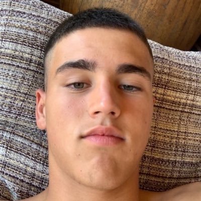 edoarda ploc ploc🚬 jurídico cubarsí era explicit's profile picture